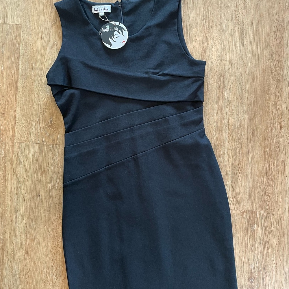 Lady Dutch Black Sleeveless Sheath Midi Dress